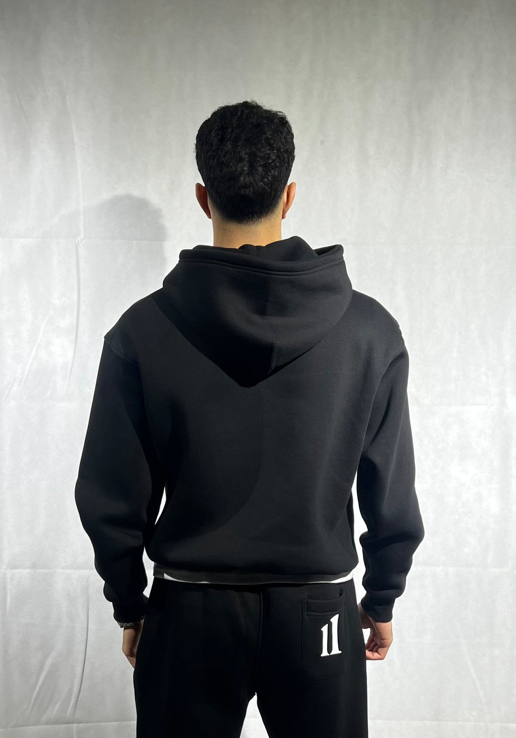 Hoodie “11” black