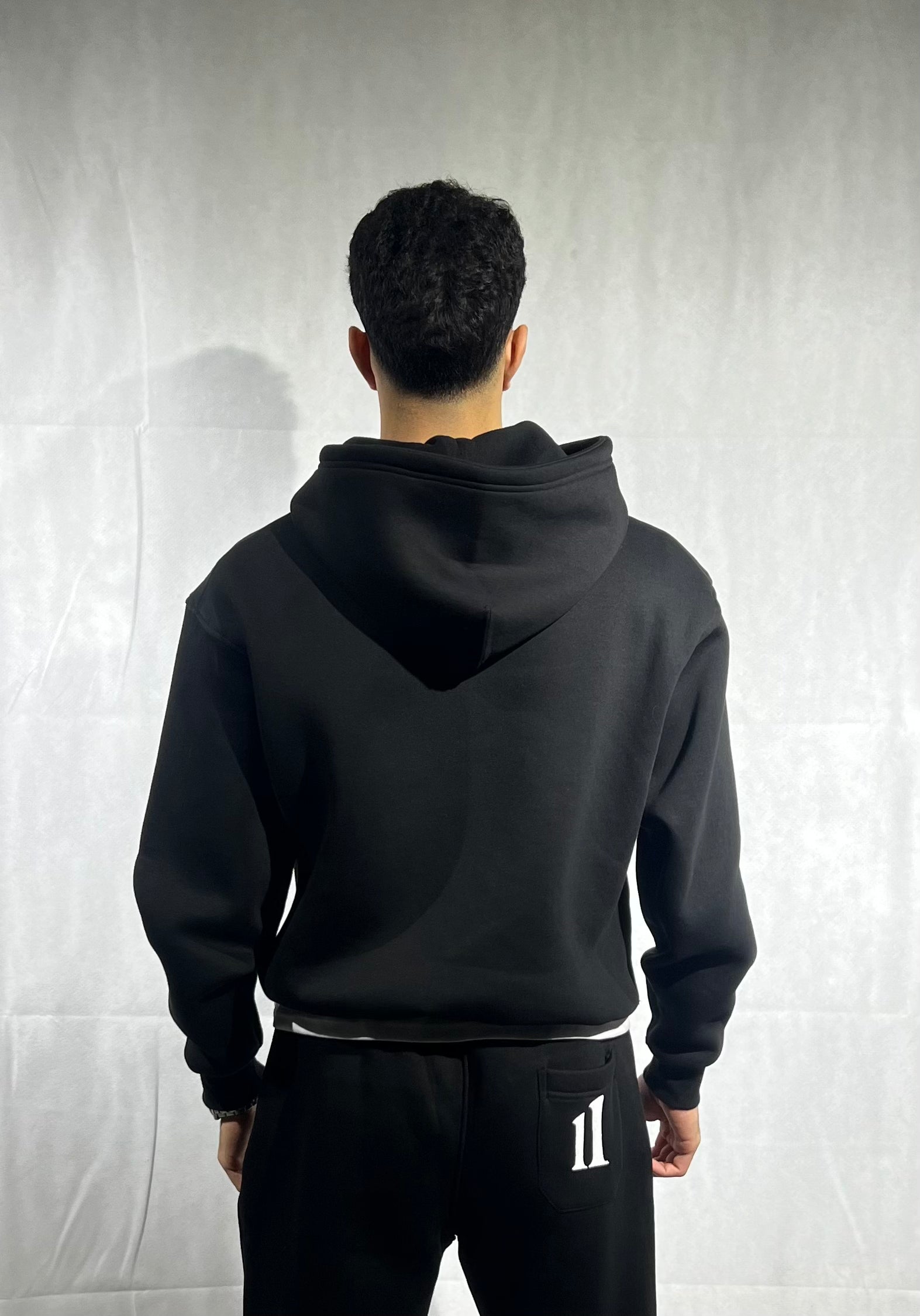 Hoodie “11” black