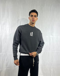 Crew neck “11” gray